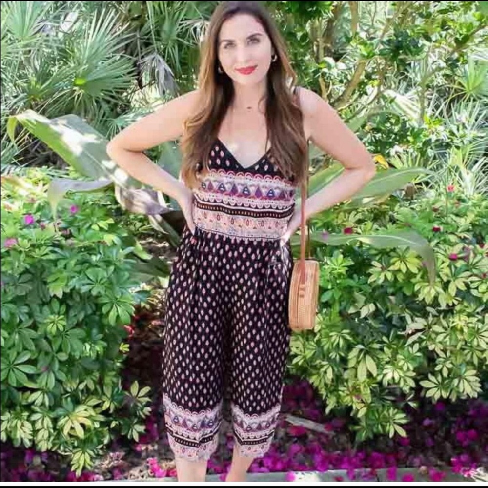 Colorful romper in Capri length